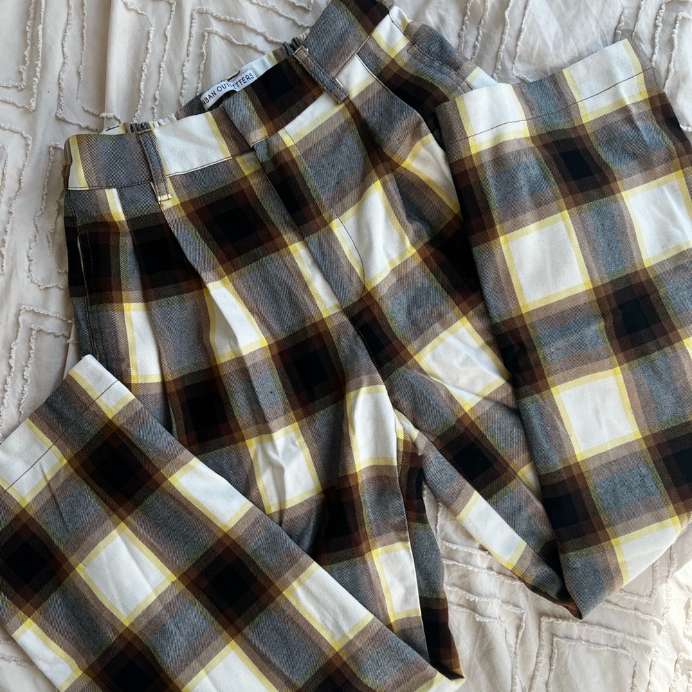 NWOT Plaid Urban Outfitters Mid-Rise Trousers